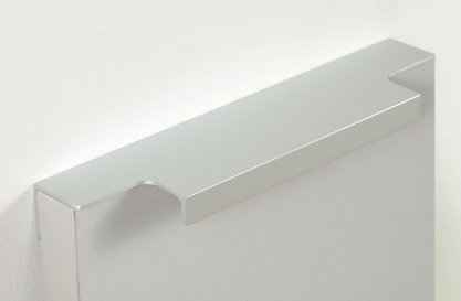 Ray торцевая мебельная ручка для фасадов 150 мм сатиновый хром