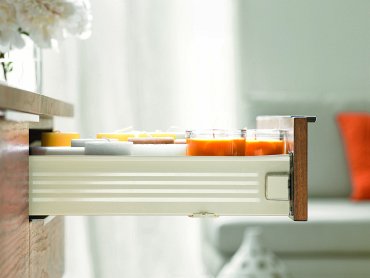 Ящик METABOX (высота М 86, глубина 350 мм) кремовый, под пресс