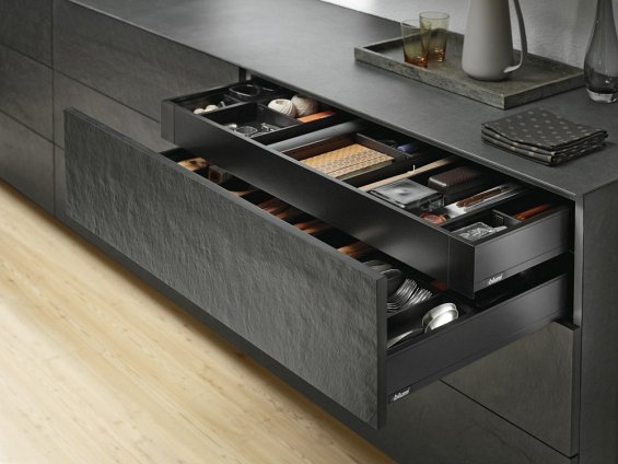 Внутренний ящик LEGRABOX pure (высота M 90,5, глубина 500 мм), терра-черный